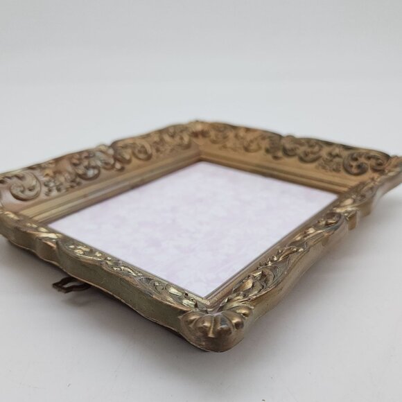 Vintage Ornate Gold Tone Plastic Picture Frame Made In Hong Kong 4x5 - Picture 8 of 11